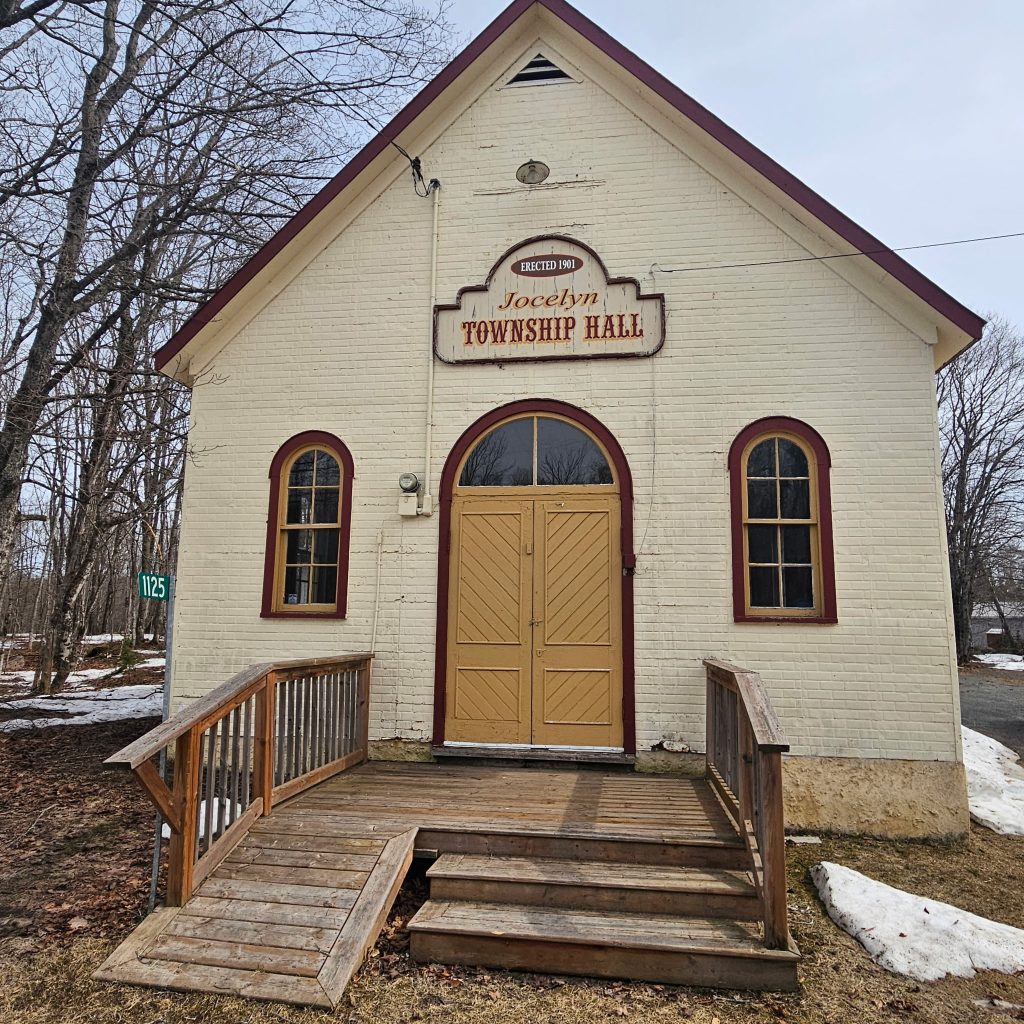 Photo of the Jocelyn Township Hall